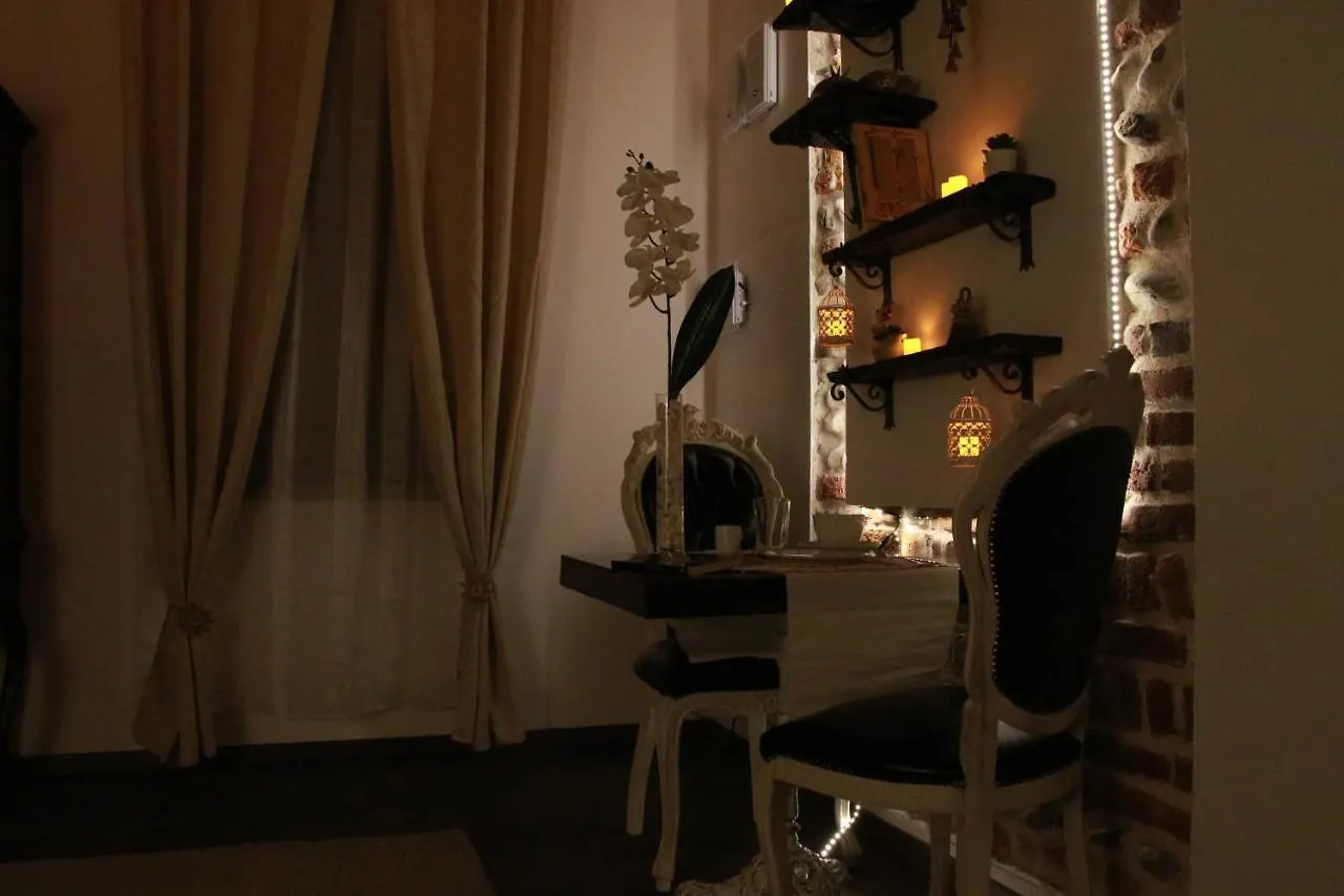*** Oda ve Kahvaltı B&B Castello Di Cavaione Truccazzano İtalya